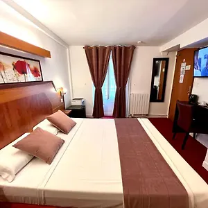 Hotel Le Nouvel Du Theatre, Parijs