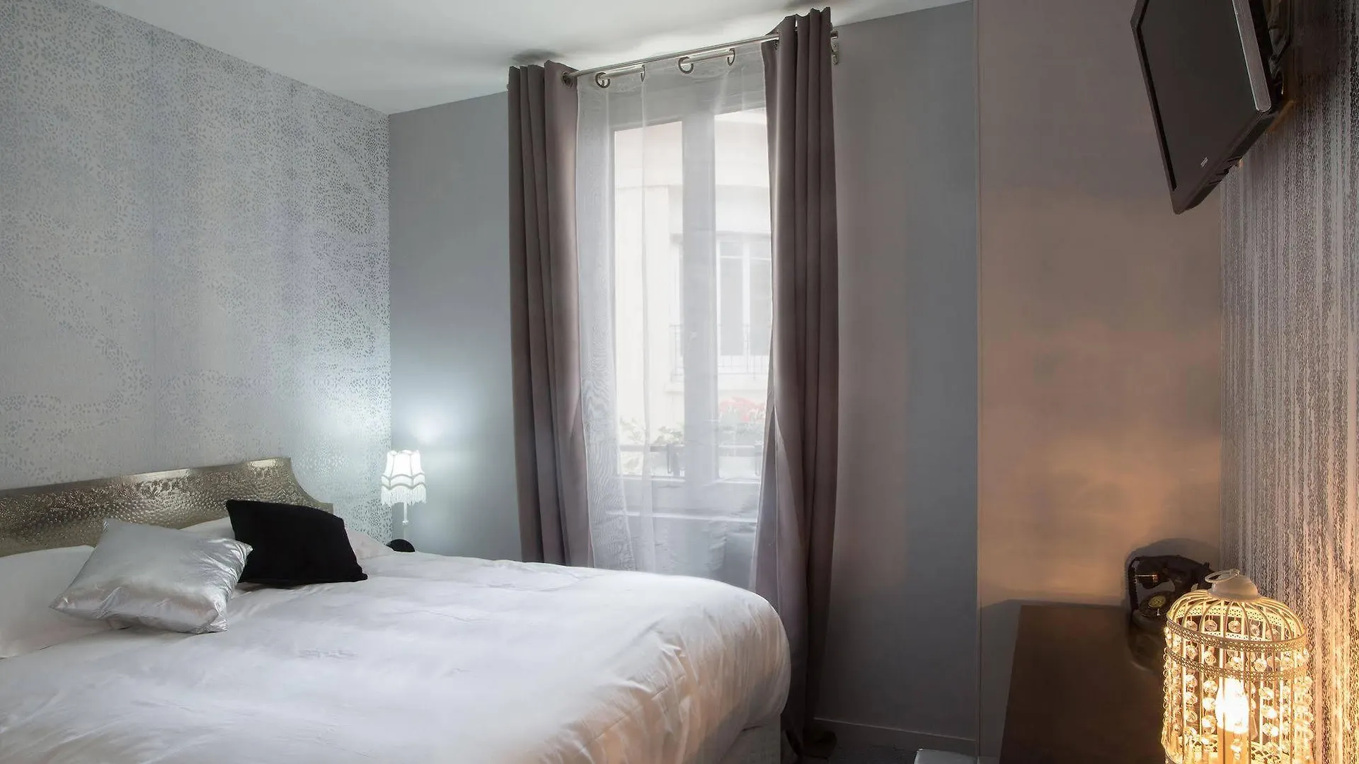 La Finca Hotel & Spa Paris 3*,  France